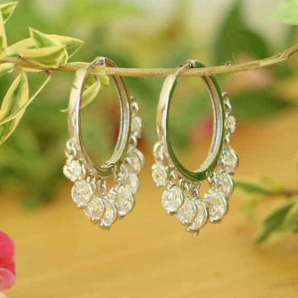 925 Sterling Silver with Cubic Zirconia Stones - Picture 6 of 8